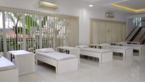 Cerita Warga RW 12 Pegangsaan Dua, Kelapa Gading, Siapkan Aula Isolasi Mandiri